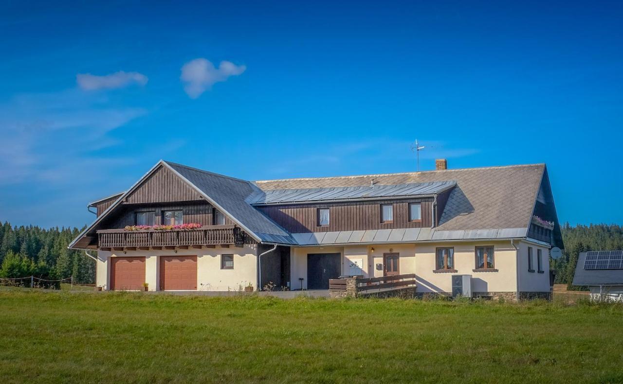 Horska Kvilda - Ubytovani U Chvalu Exterior foto